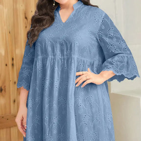 vestido-plus-size-azul-com-babado