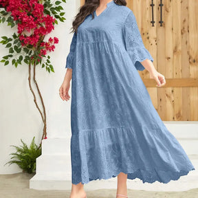 vestido-plus-size-azul-com-babado