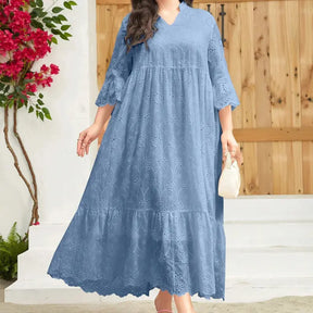 vestido-plus-size-azul-com-babado