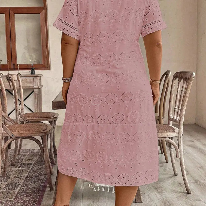 vestido-plus-size-rosa-manga-curta-caroline