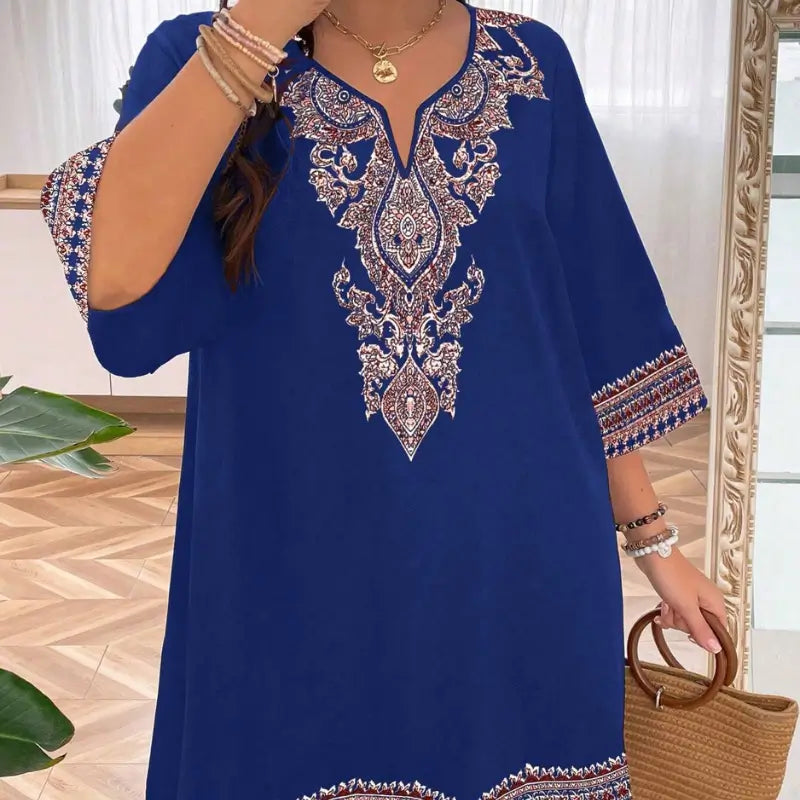 vestido-plus-size-com-decote-em-v-aurora-azul