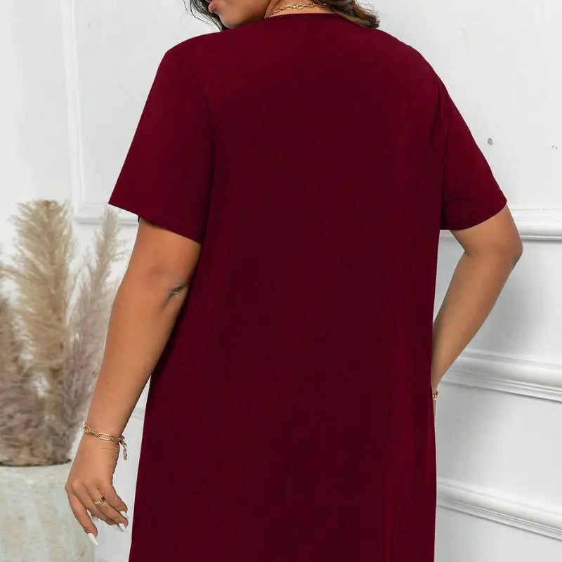 vestido-plus-size-com-lantejoulas-vermelho